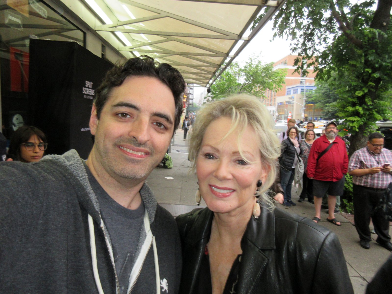 Jean Smart se une a "The Families Stone" mientras el favorito navideño reúne a su elenco original